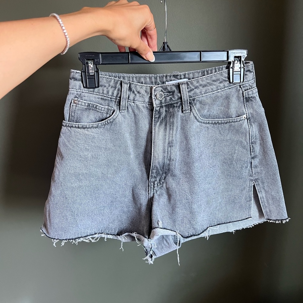 WeWoreWhat grey high rise boyfriend denim short size 25